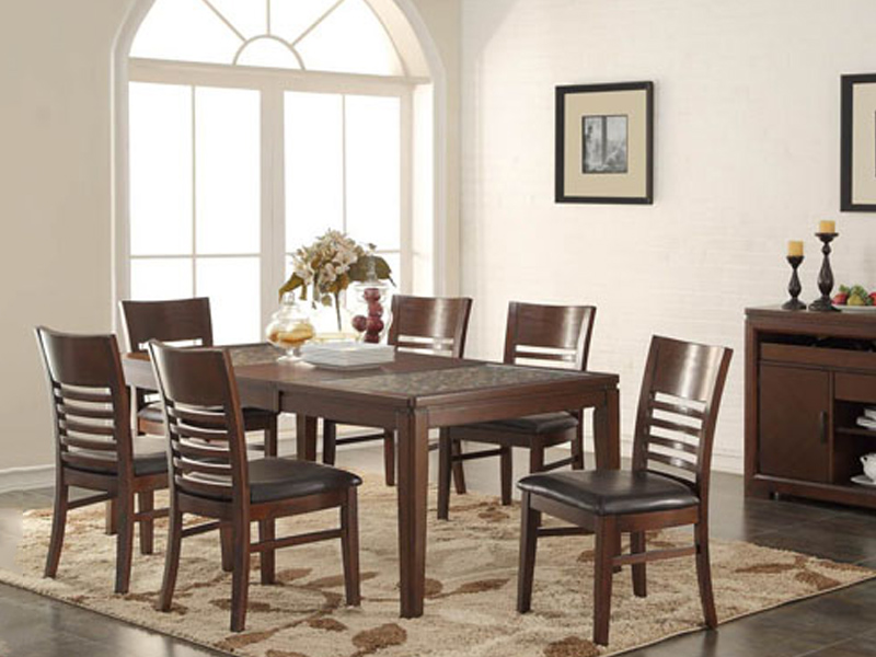 Friends Furniture Dinning Table